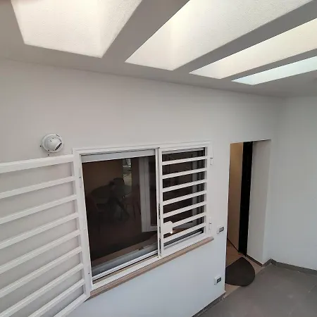 Arima - Loft Semi Indipendente In Locazione Bari
